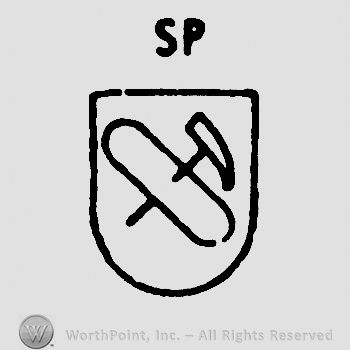 Hammer on shield, uppercase SP above