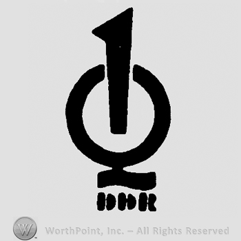 Uppercase Q and number 1