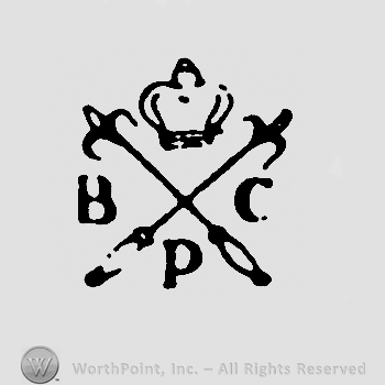 Coat of arms and crown, uppercase BPC