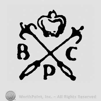 Coat of arms with crown, uppercase BPC