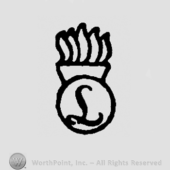 Crown over circle with uppercase L inside