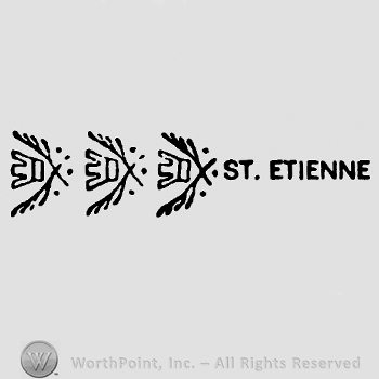 Crossed branches with crown appearing three times and St. Etienne written with uppercase letters