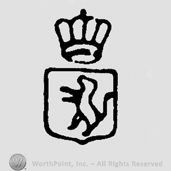 Pranced lion on a shield, crown above