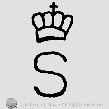 Crown over uppercaseS