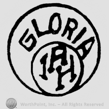 Circle enclosing word GLORIA.