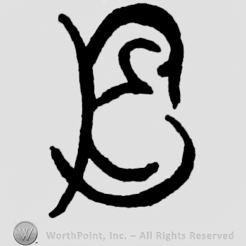 Letters E and D written by hand.