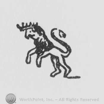 Pranced lion with crown 