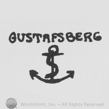 Anchor with chain, Gustafsberg written with uppercase letters above the anchor