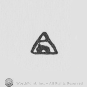 simple triangle design