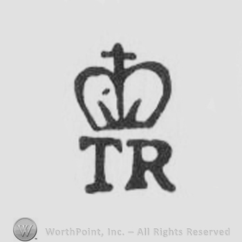 Crown, uppercase TR