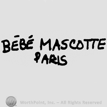 Bebe Mascotte Paris written with uppercase letters