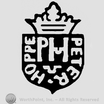 Crown over shield with uppercase PH and Hoppe Peter written with uppercase letters