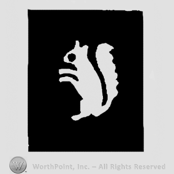 Sitting squirrel in a black rectangle.