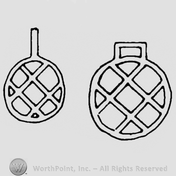 Round designs with diamonds inside.