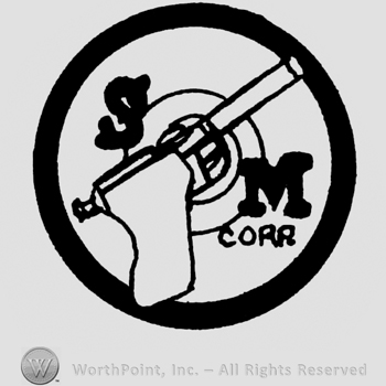 Circle with a gun inside;Letter S written in the left side;letter M and word CORR written in the right side of the gun.