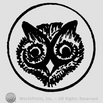 Circle enclosing an owl.