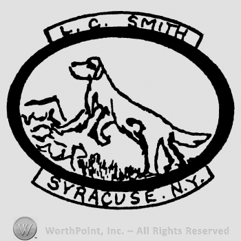 Dog in circle; L.C.SMITH written above and SYRACUSE N.Y. written bellow.