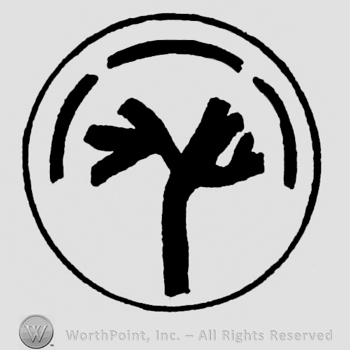 Circle enclosing a tree.