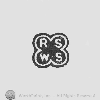 RS over WS in a quatrefoil shape frame