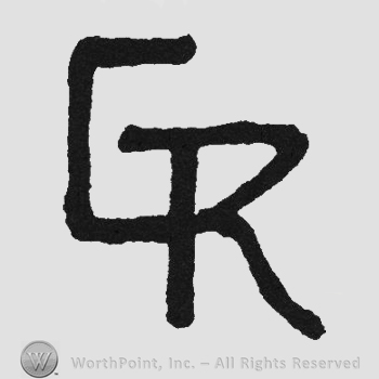 Bold monogram of letters GR