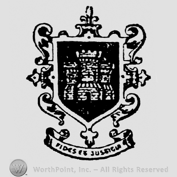 Castle inside black shield surrounded by leafs and four fleur-de-lis on each side. Fides es justicia written below on a ribbon