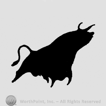 Black bull, head on the right