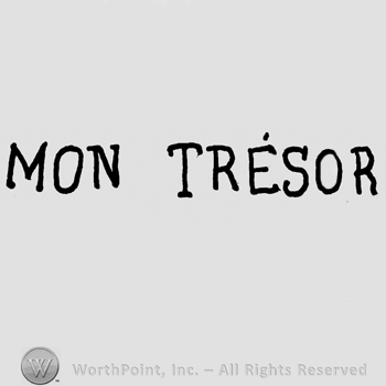 Mon Tresor written with uppercase letters