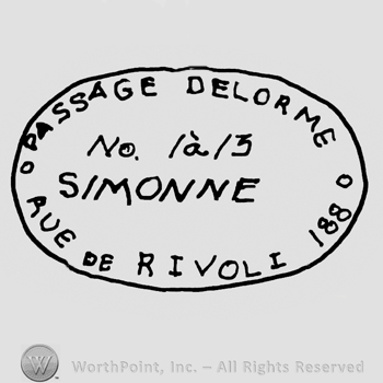 Passage Delorme Rue de Rivoli 188 written with uppercase letters around No. 1213 Simonne with uppercase letters, all inside an oval