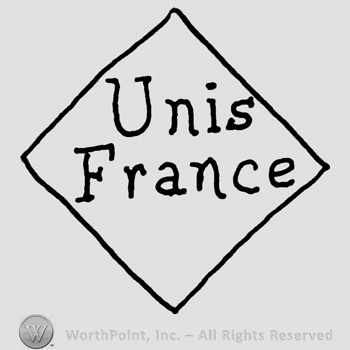 Unis France written with lowercase letters inside a diamond
