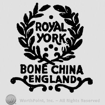 Royal York written between one dot above, three dots below, between two branches of laurels. Bone China England capital written on two rows. Two curved branches below