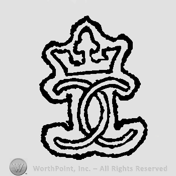 Crown above two letters C facing different directions