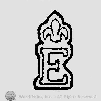 Uppercase E with fleur de lis above