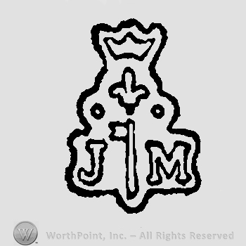 Crown above fleur de lis and two white pearls above letters J flag M