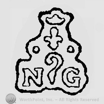 Crown above fleur de lis and two white pearls above letters N ? D