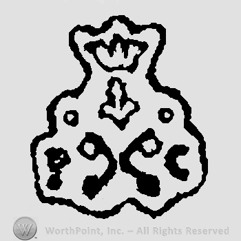 Crown above fleur de lis and two white pearls above letters P two crossed keys C