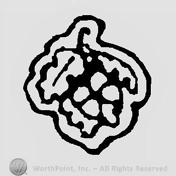 Acorn with leafs