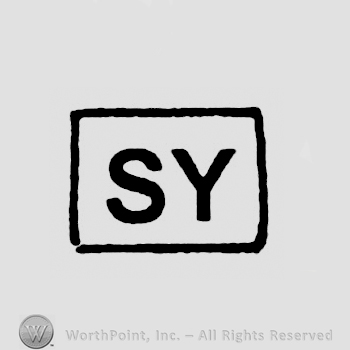Initials SY set on plate