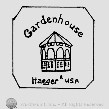 The image of a garden house, the text Gardenhouse Haeger USA written around it, all inside a rectangular shape design.