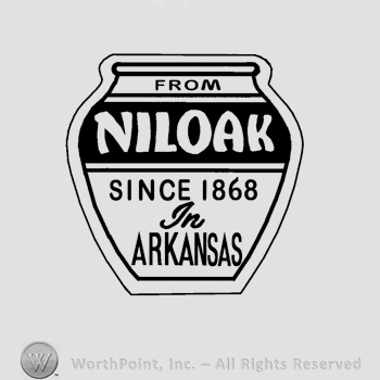 A vase with the text From Niloak Since 1868 in Arkansas written in uppercase, lowercase or handwritten letters.