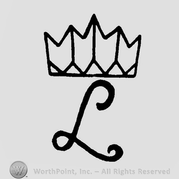 A crown above a handwritten uppercase L