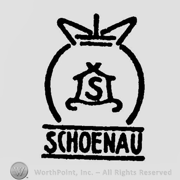 A round logo with a house inside with an S and the word Schoenau between two horizontal parrallel lines