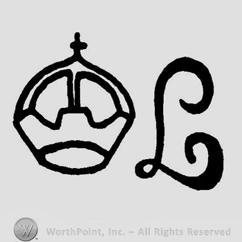 A crown and an uppercase handwritten L