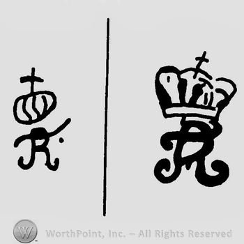 A crown above the letters T R overlapping