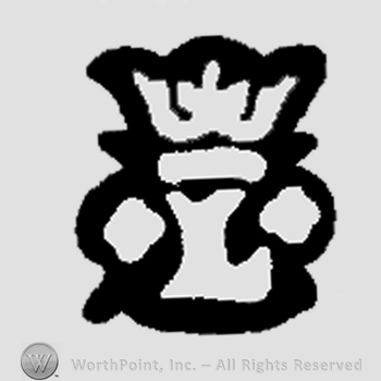 Crowned letter L.