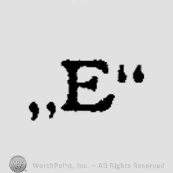 An uppercase E