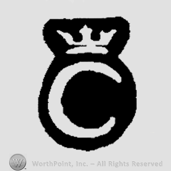 An uppercase C under a crown
