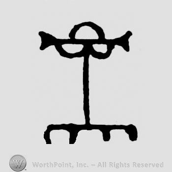 A cross like line design