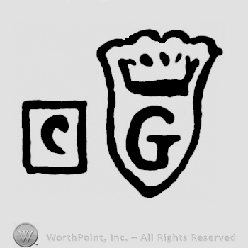 A square with a C inside and a shield with a crown and a G inside