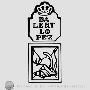 A crown above the name Balent Lopez and above two flags crossed, a helmet and a cannon