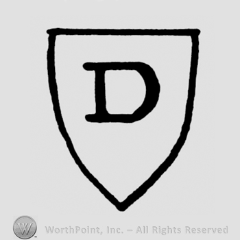 A shield with an uppercase D
